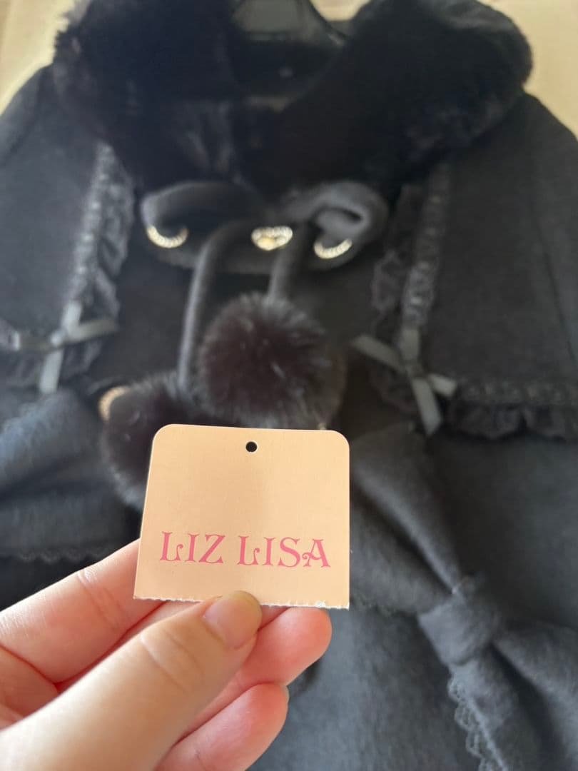 LIZ LISA シャギーツインリボンポンチョブラック
