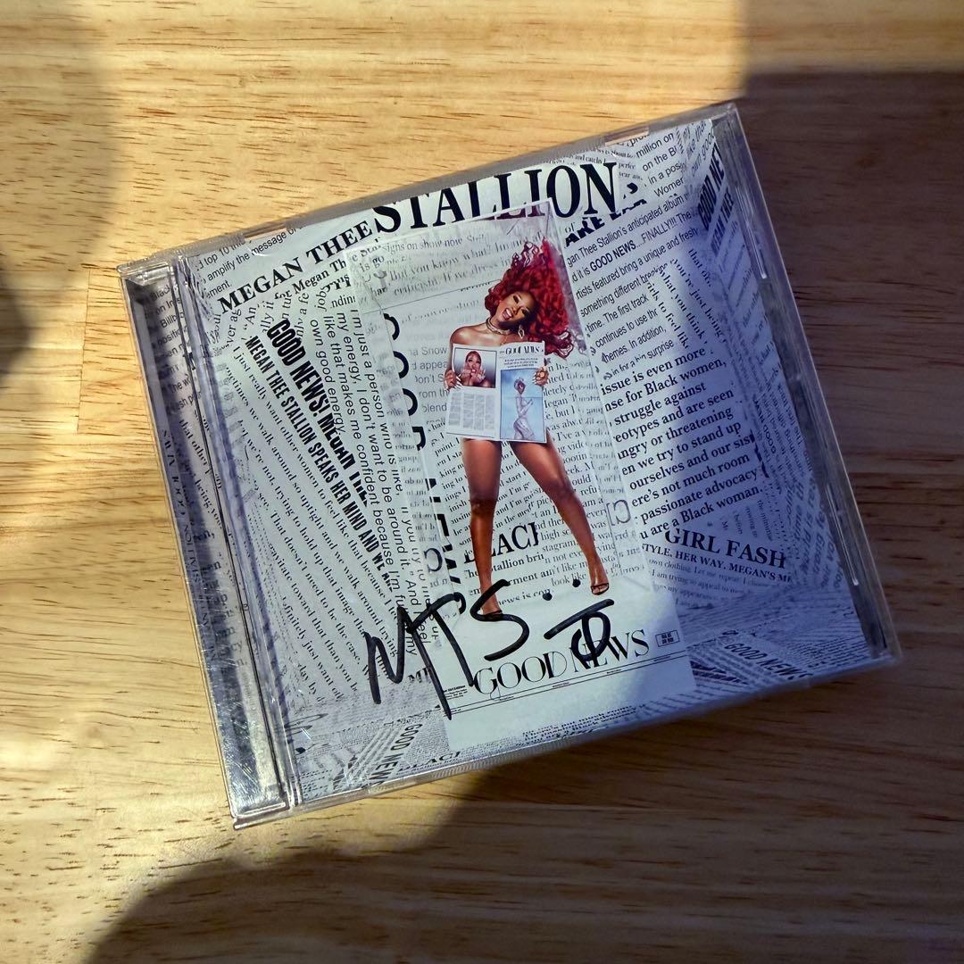 Megan Thee Stallion Good News 直筆サイン