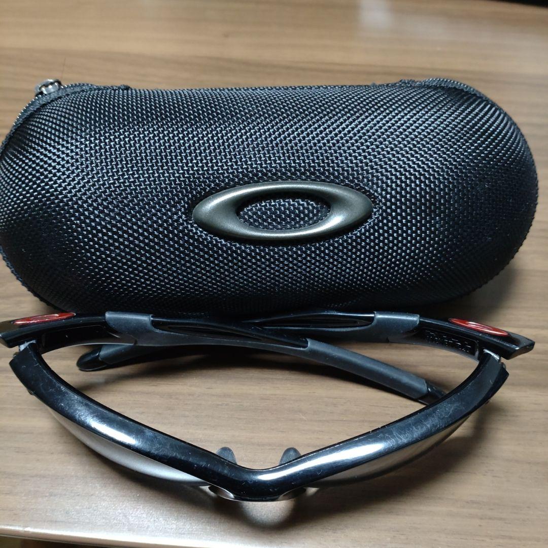 オークリー　偏光サングラス