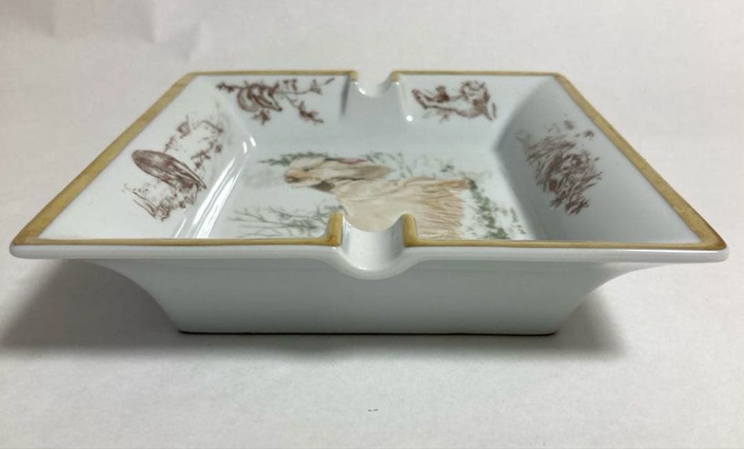 HERMES　エルメス アッシュトレイ 灰皿 小物入れ　鍵置き　ドッグ