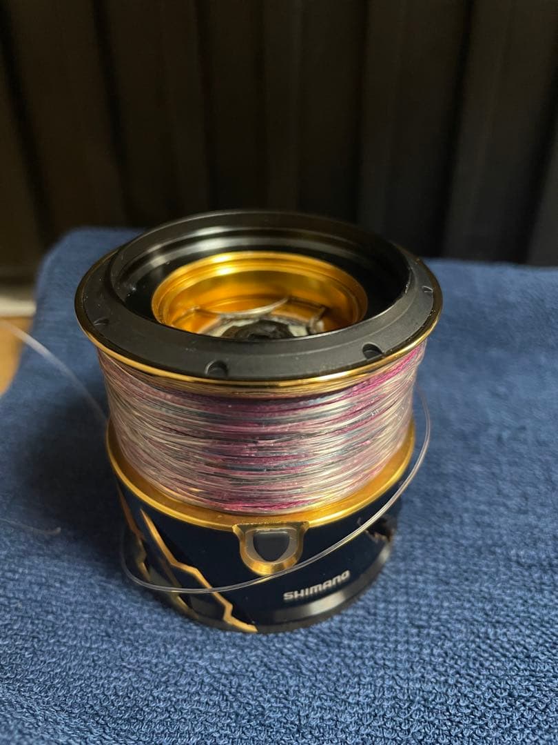 シマノ 20ツインパワー 4000XG純正スプール　PEライン付き