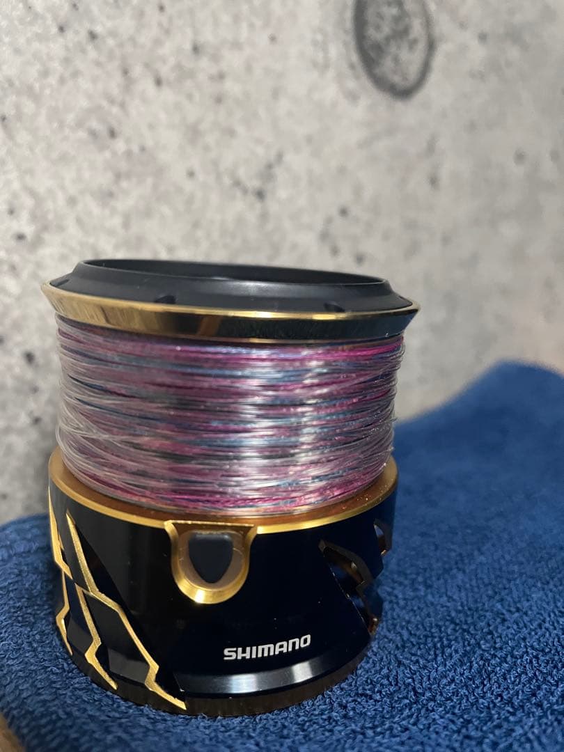 シマノ 20ツインパワー 4000XG純正スプール　PEライン付き