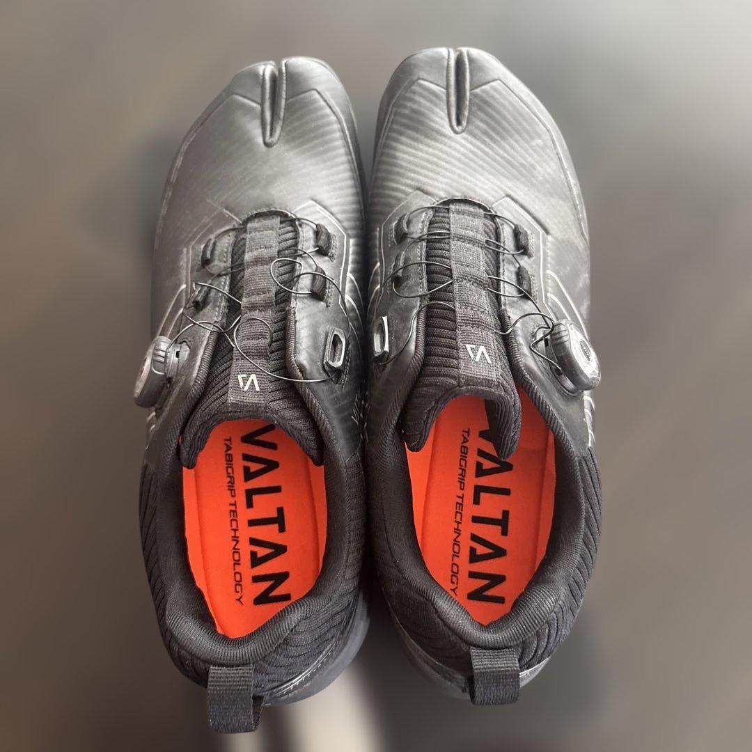 足袋ゴルフシューズ【VG34】ブラック×シルバー　28.5センチ