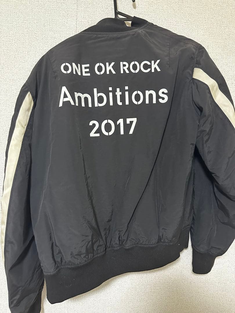 ONE OK ROCK Ambitions 2017 MA-1ジャケット　M