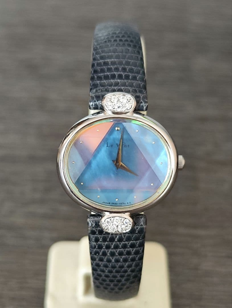 稼働品 SEIKO Le Vent レディース腕時計 水色文字盤 カット風防