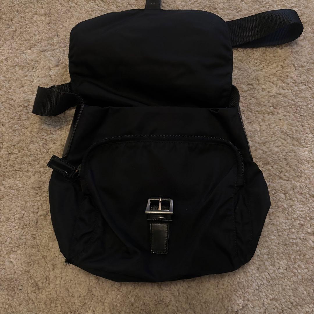 PRADA 黒 ショルダーバッグ 製品ナンバーカード付き