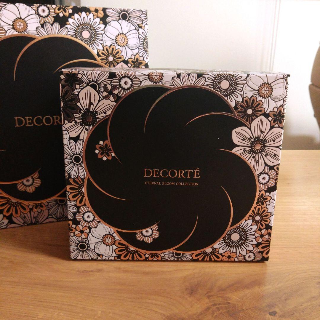 デコルテ クリスマスコフレ2025 エターナルブルームコレクション ショッパー付