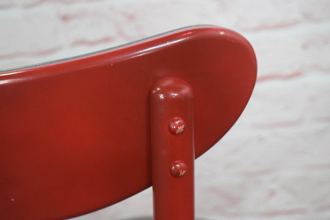 4点　TON/トン バナナチェア PVCクッション付き ダイニングチェア レッド