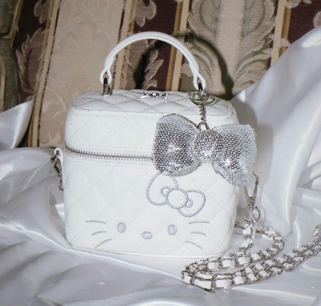 ダーリッチ Hello Darich キルティングスクエアミニバッグ ホワイト