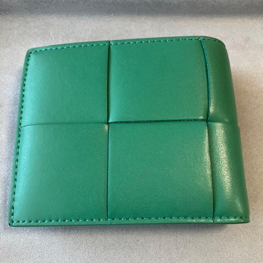 BOTTEGA VENETA カセット　マキシイントレチャート　二つ折り財布