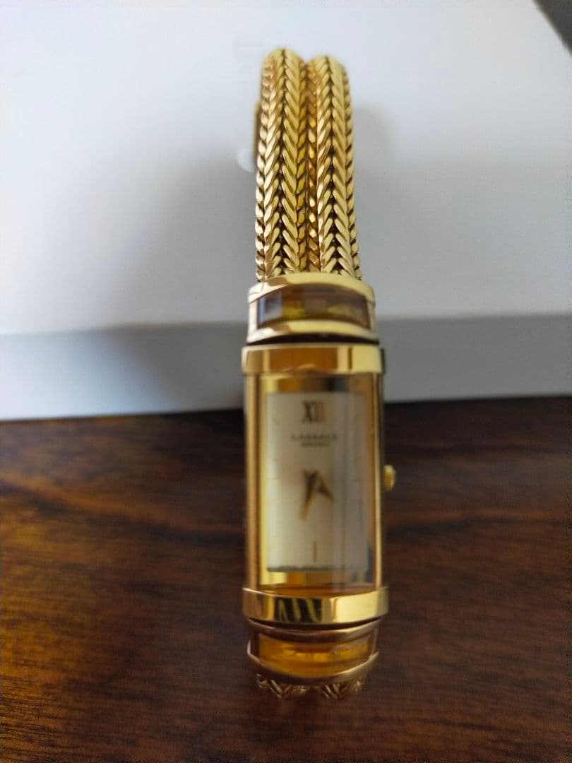 SEIKOのゴールド 編み込みデザイン 腕時計