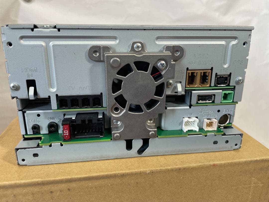 パイオニア楽ナビ AVIC-RW720