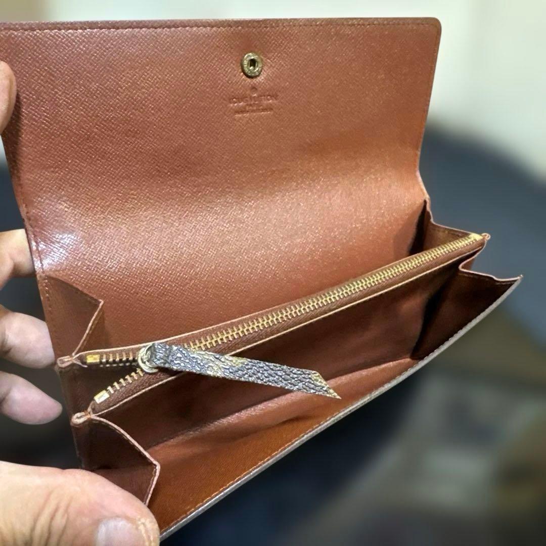 ②☆美品☆フラットタイプ♪サラ長財布
