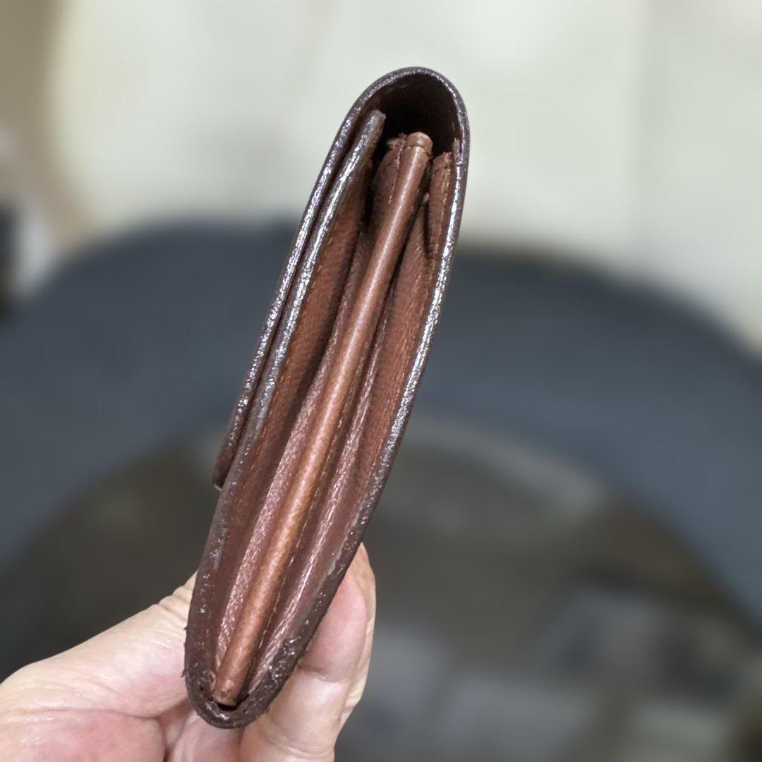 ②☆美品☆フラットタイプ♪サラ長財布