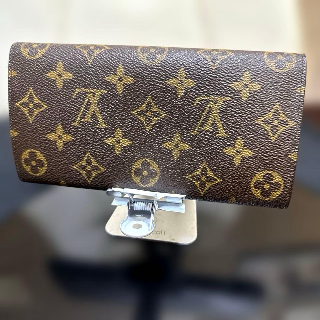 ②☆美品☆フラットタイプ♪サラ長財布