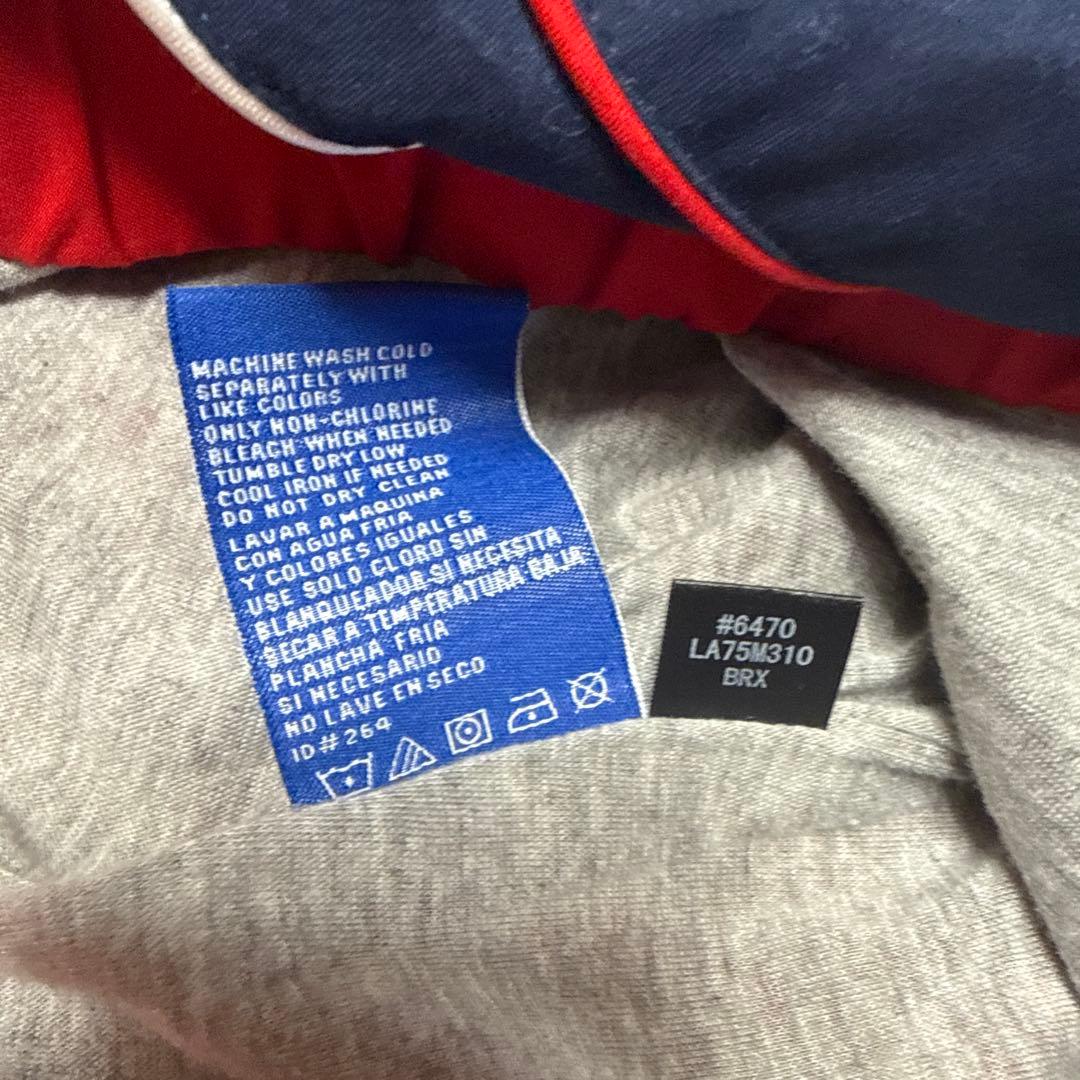 ◯ レッドソックス Vネック プルオーバー ナイロン ジャケット