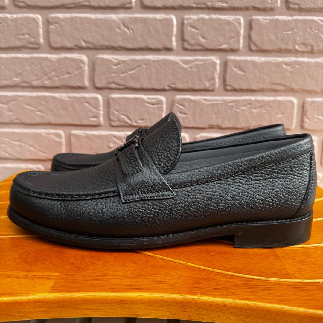 【極美品】ルイヴィトン 24年製 メジャーライン シボ革 レザーローファー