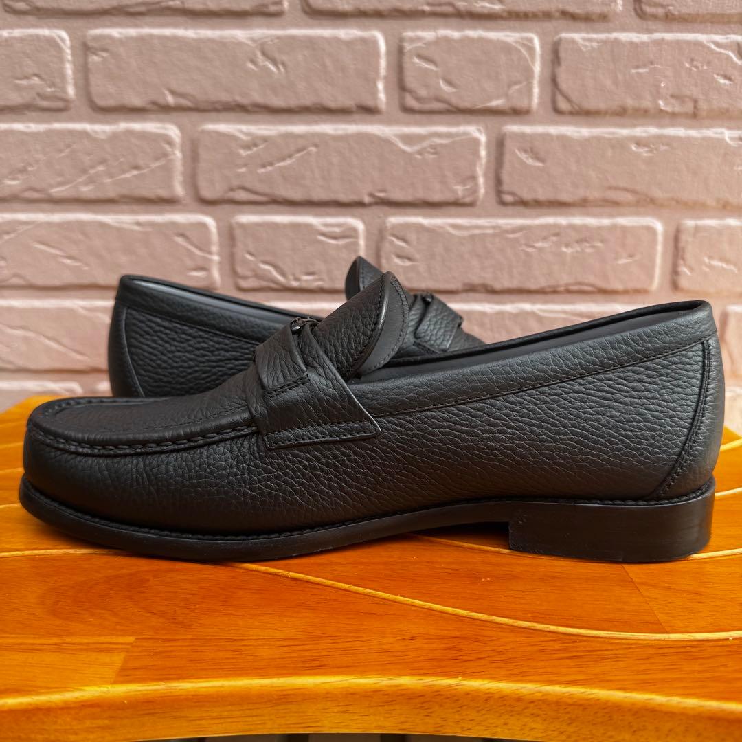 【極美品】ルイヴィトン 24年製 メジャーライン シボ革 レザーローファー