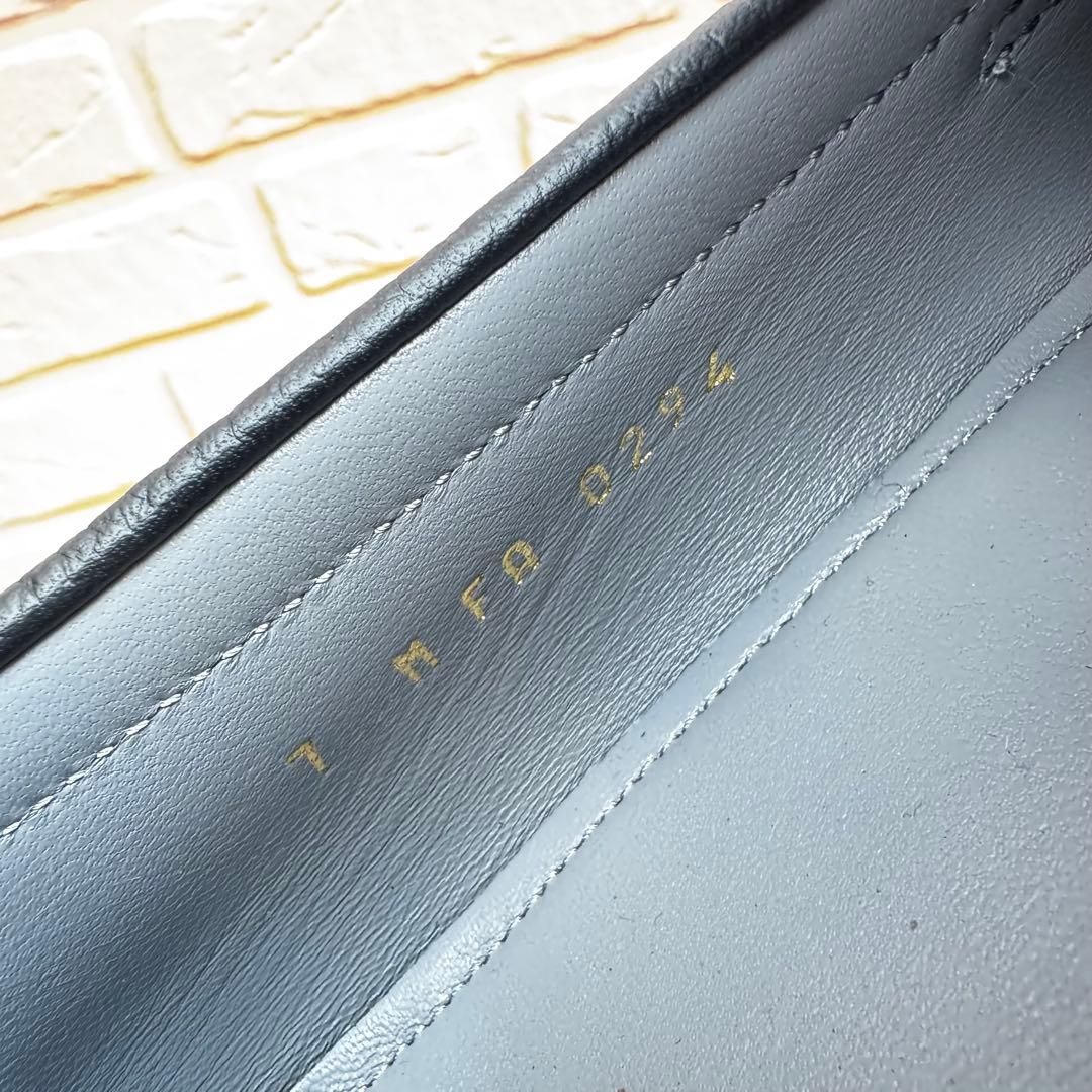 【極美品】ルイヴィトン 24年製 メジャーライン シボ革 レザーローファー