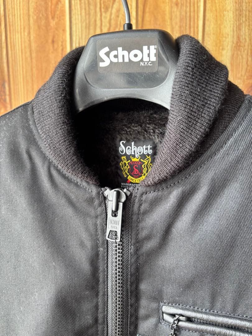 ⭐️極美品⭐️Schott レザー　スタジャン 裏ボア仕様　牛革　サイズM