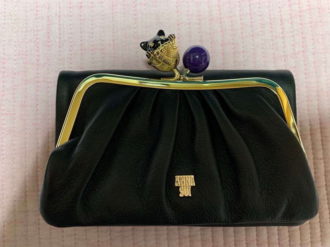 ANNA SUI 黒 レザー 二つ折り財布 猫モチーフ