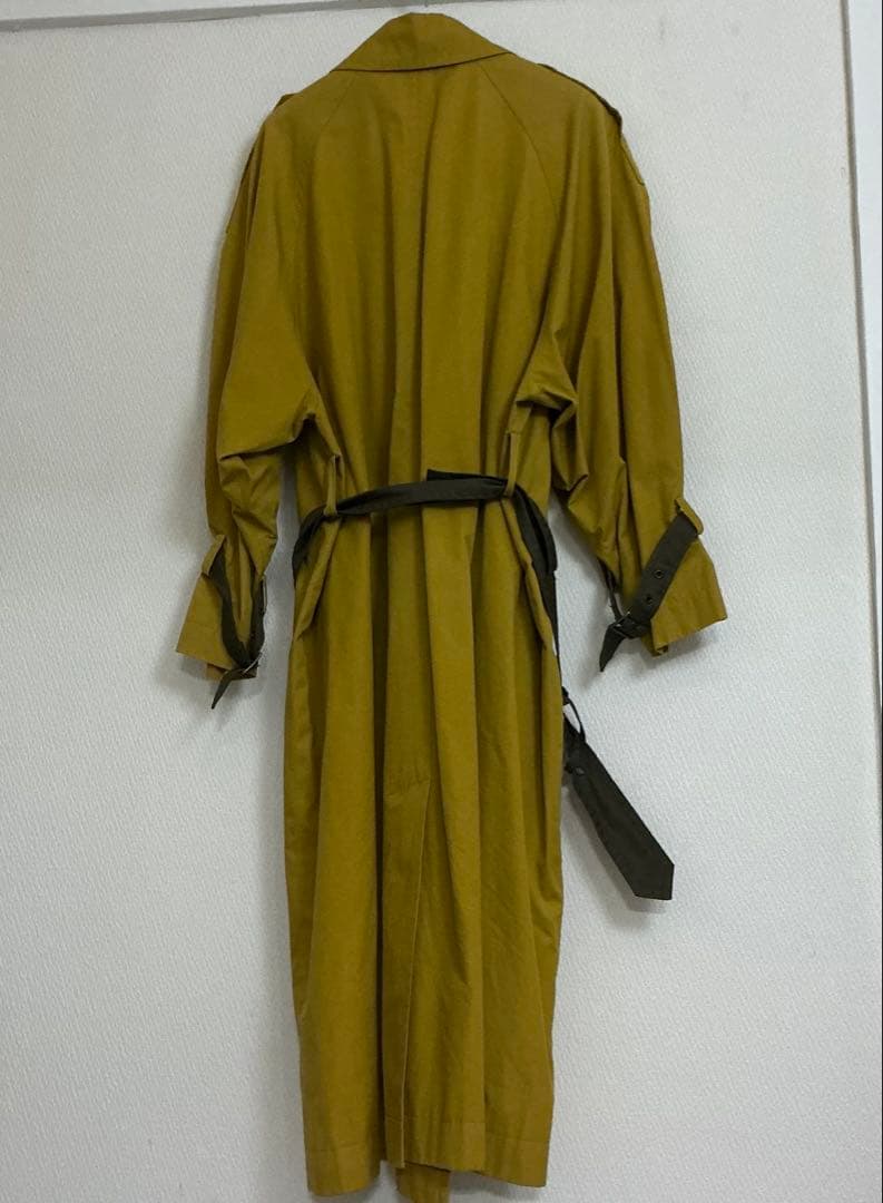 Yves Saint Laurent イエロー マスタード トレンチコート