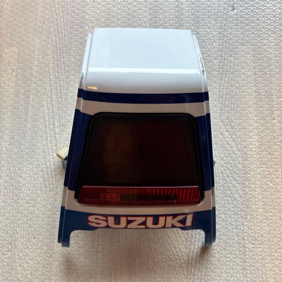gsx r1100.GU74a.SUZUKI テールランプ 青・白