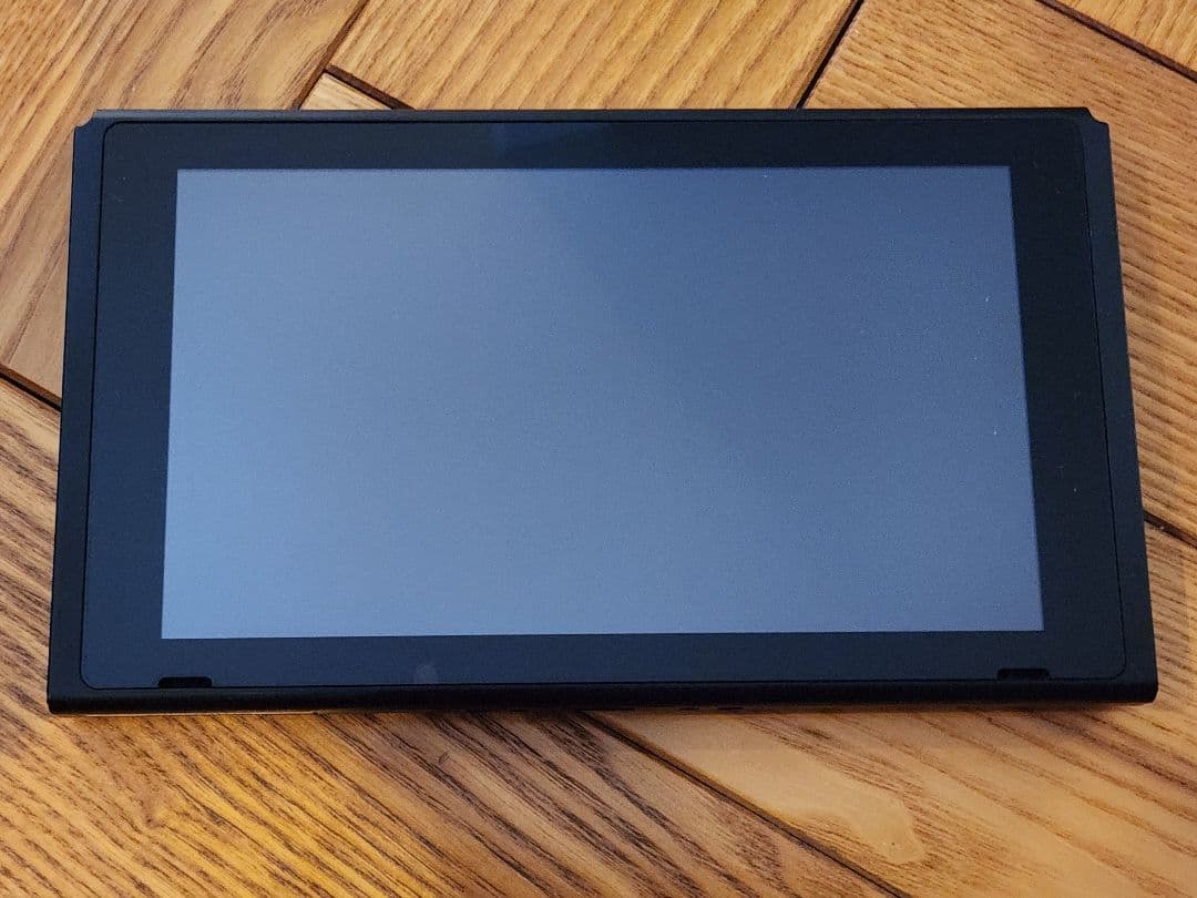 【美品】Nintendo Switch本体+おまけ(ケース、ハンドル)