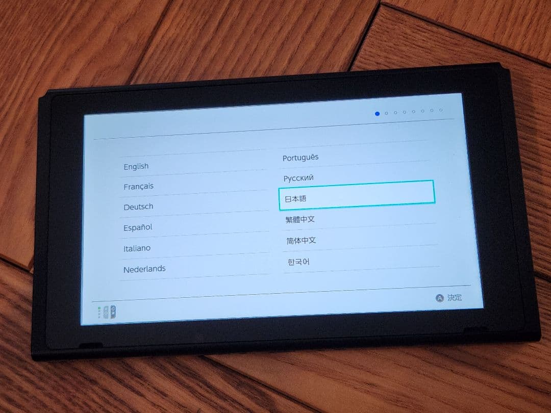 【美品】Nintendo Switch本体+おまけ(ケース、ハンドル)