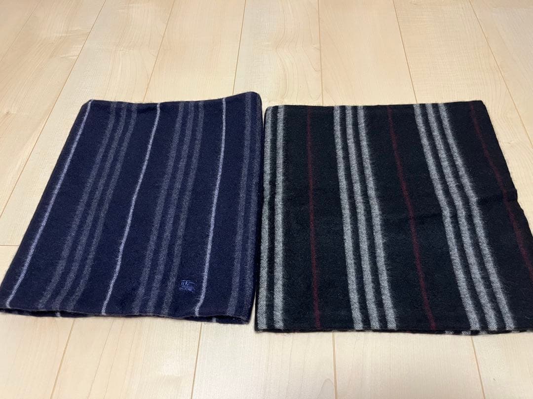 バーバリー　スヌード　ネックウォーマー　マフラー 濃紺　ネイビー系