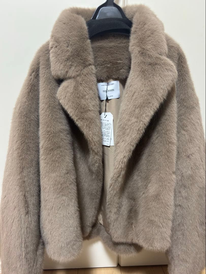 【新品タグ付】regleam ショートファージャケット