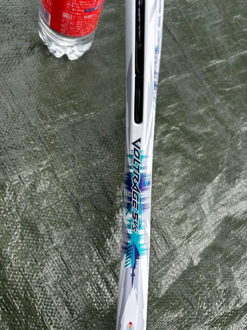 YONEX VOLTRAGE 5VS バーサス　ソフトテニスラケット