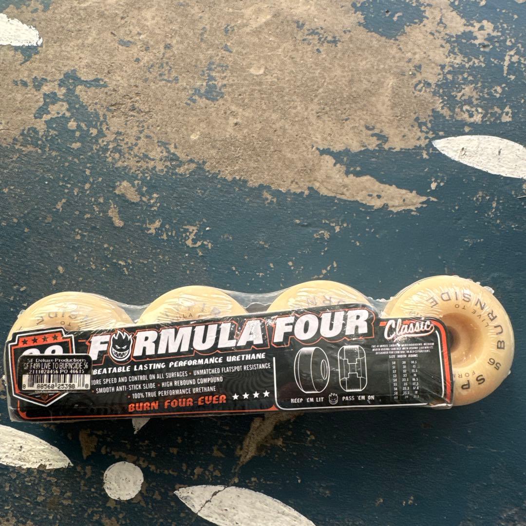 Spitfire フォーマル4クラシック56mm99a 定価¥9,130