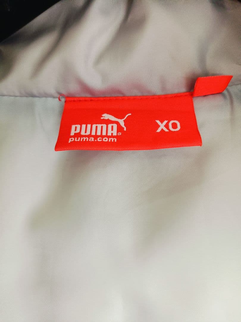 ♥超美品♥PUMAダウンロングベンチコートグレーXOサイズ　 フード・ポーチ付き