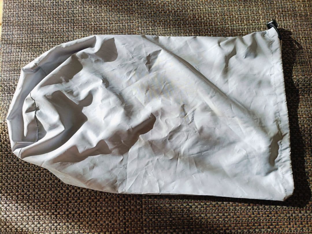 ♥超美品♥PUMAダウンロングベンチコートグレーXOサイズ　 フード・ポーチ付き