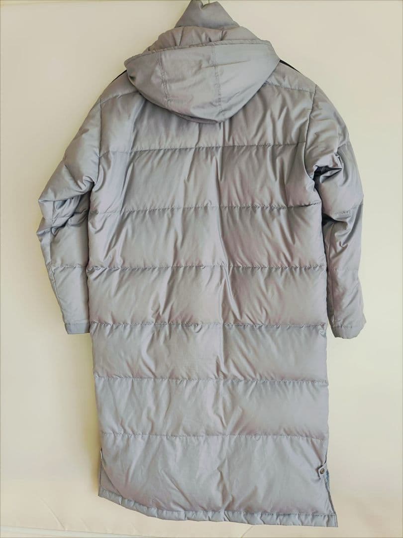 ♥超美品♥PUMAダウンロングベンチコートグレーXOサイズ　 フード・ポーチ付き