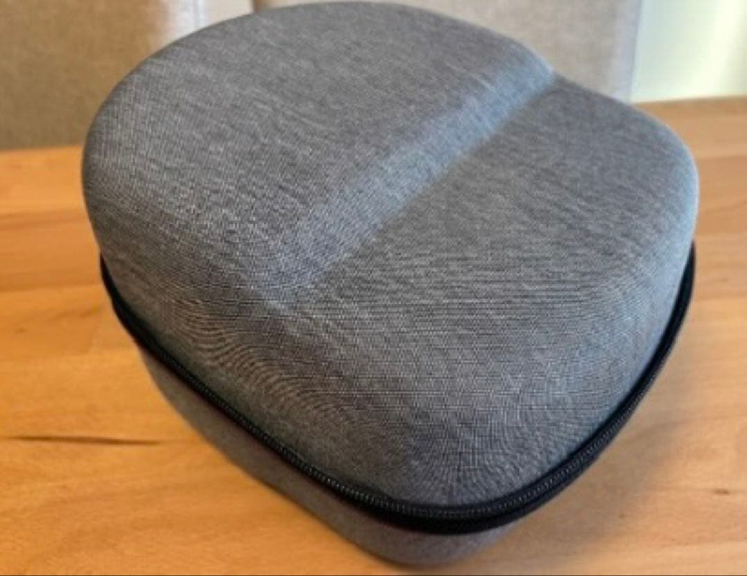 【極美品】 Quest 2 64GB使用3回付属品完備＆ハードケース付