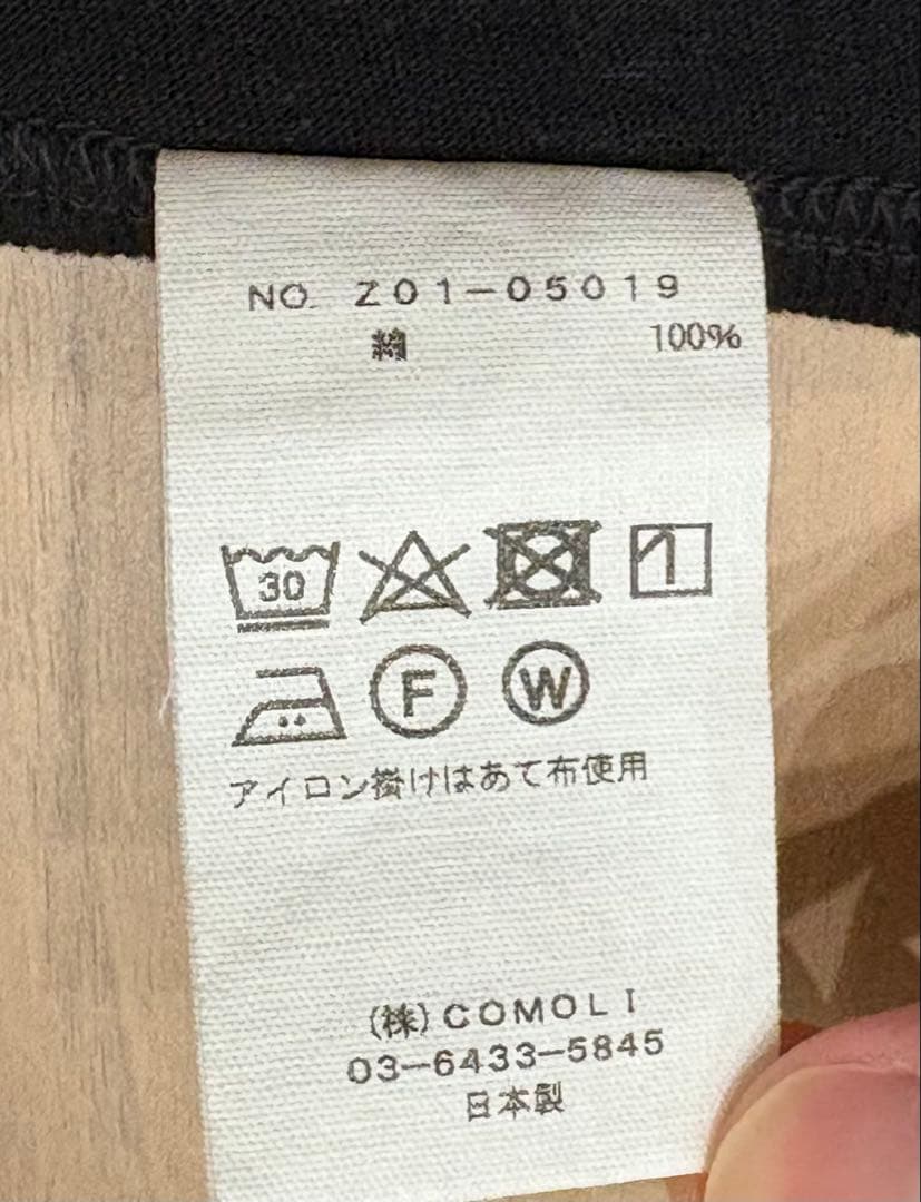 comoli コモリ　サープラス　タンクトップ