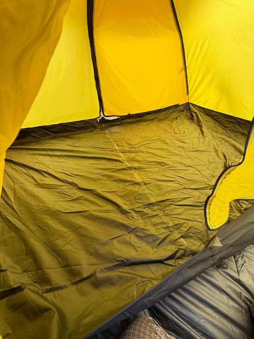 希少 ヒルバーグ スタイカ 旧サンド フットプリント付