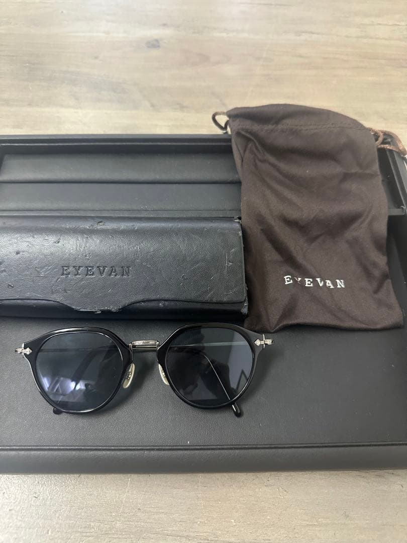 EYEVAN サングラス ケース付き