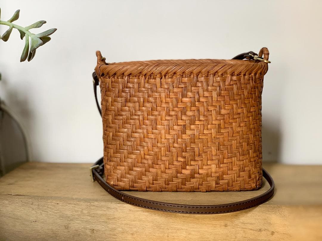 山葡萄 かごバッグ 網代編み 籠 内布付き 長いショルダーストラップ