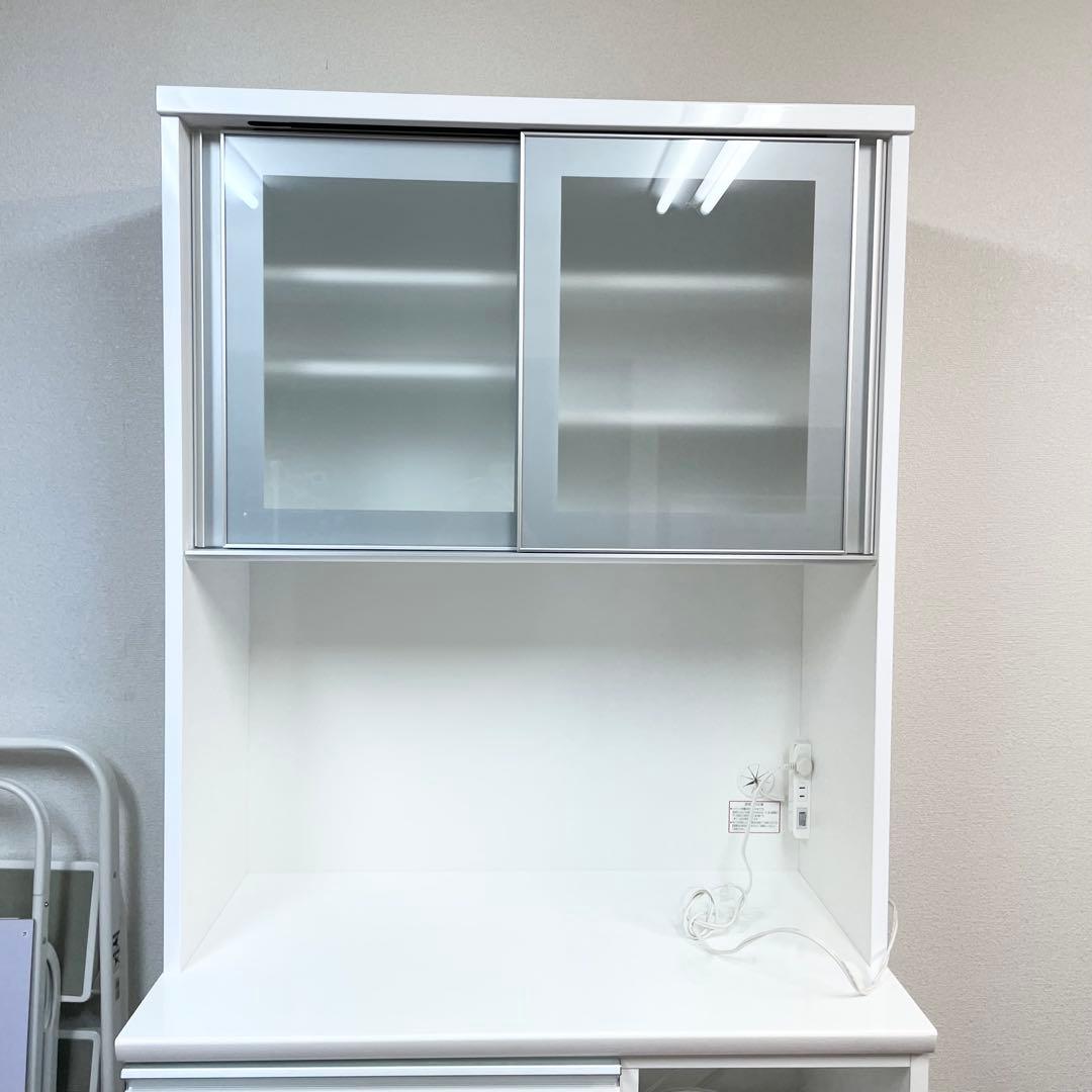 ニトリ　キッチンボード　食器棚　レジューム