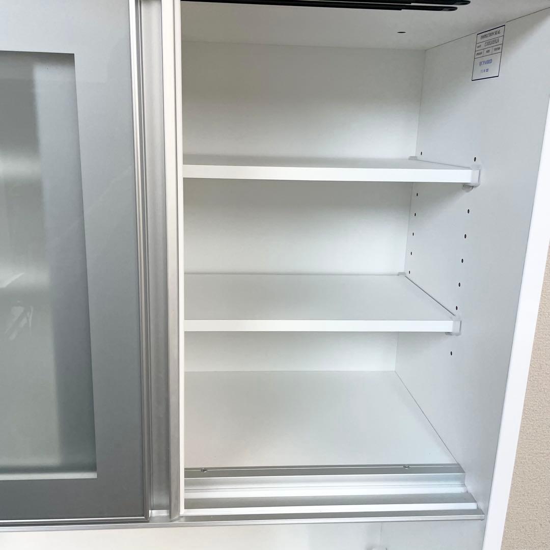 ニトリ　キッチンボード　食器棚　レジューム