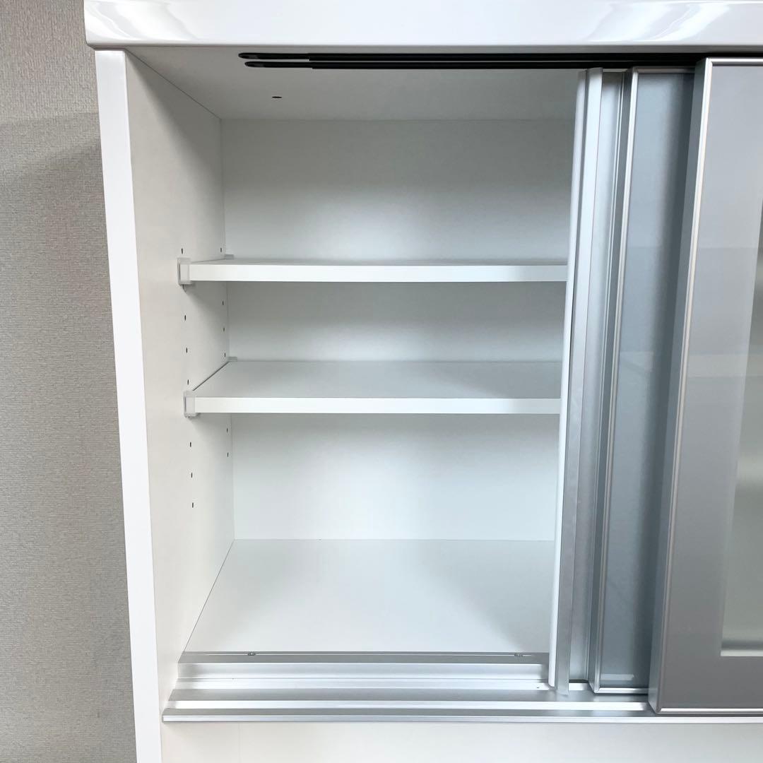 ニトリ　キッチンボード　食器棚　レジューム