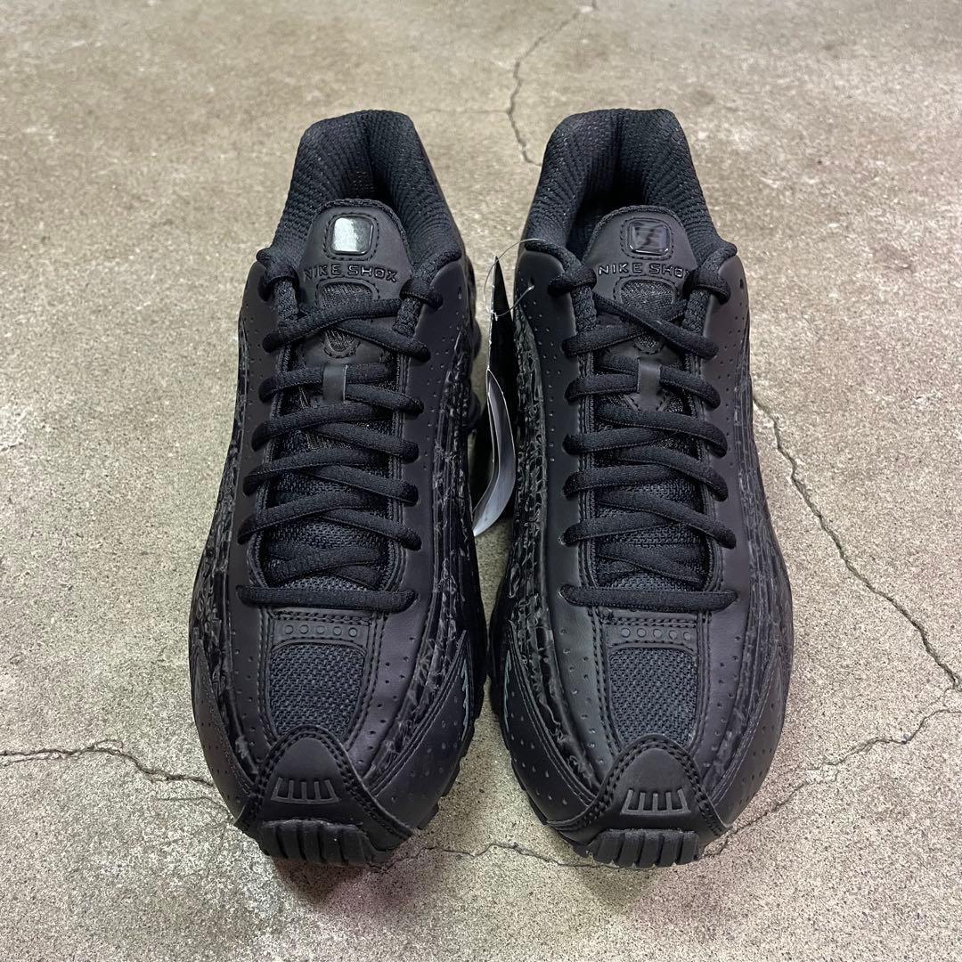 Nike Women's Shox R4 HV0934-002 23.5㎝