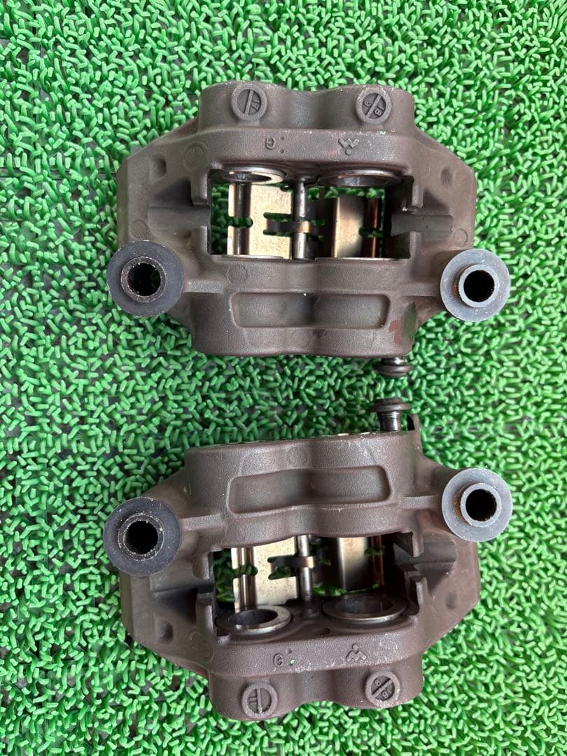 BN6 純正ブレーキキャリパー 左右2個セット