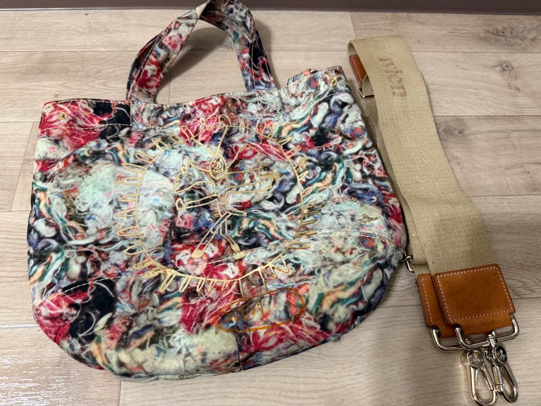 Vivienne Westwood／ショルダー付きトートバッグ
