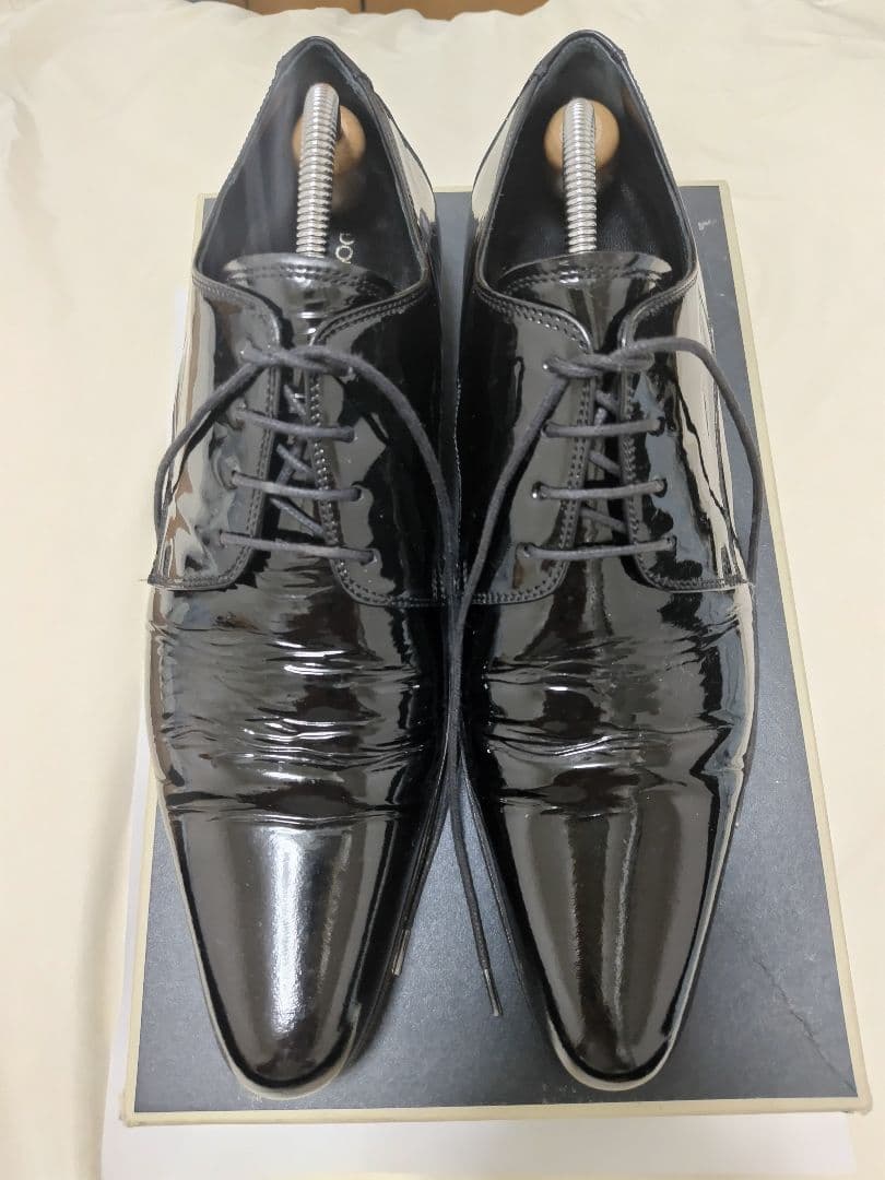 ドルチェ&ガッバーナ　エナメルシューズ　シューズケース付き