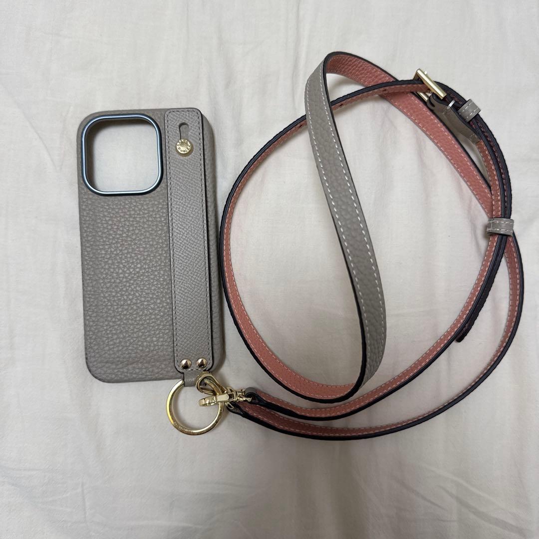 ボナペンチュラ iPhone15proケースとストラップセット