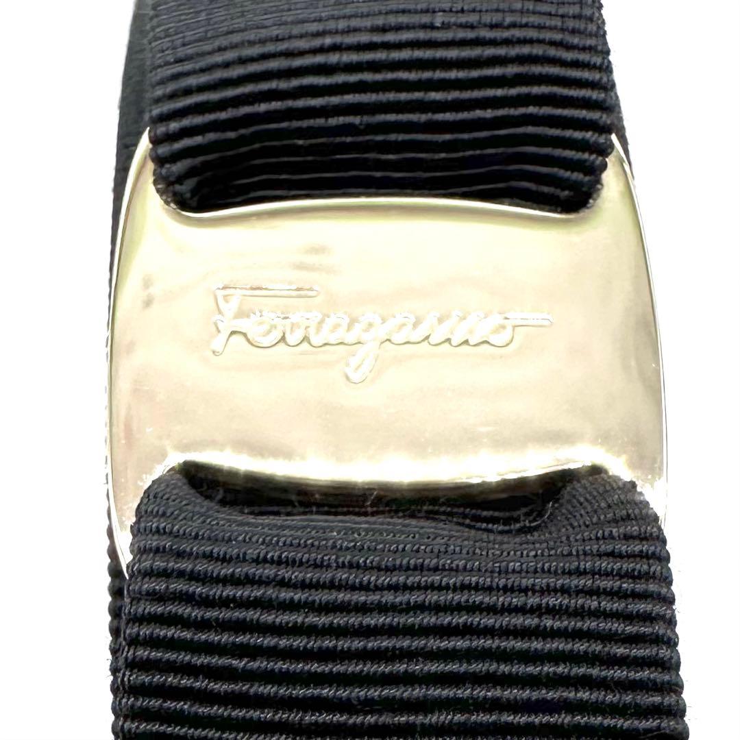 極美品✨サルヴァトーレフェラガモ ヴァラリボン カチューシャ ブラック×ゴールド